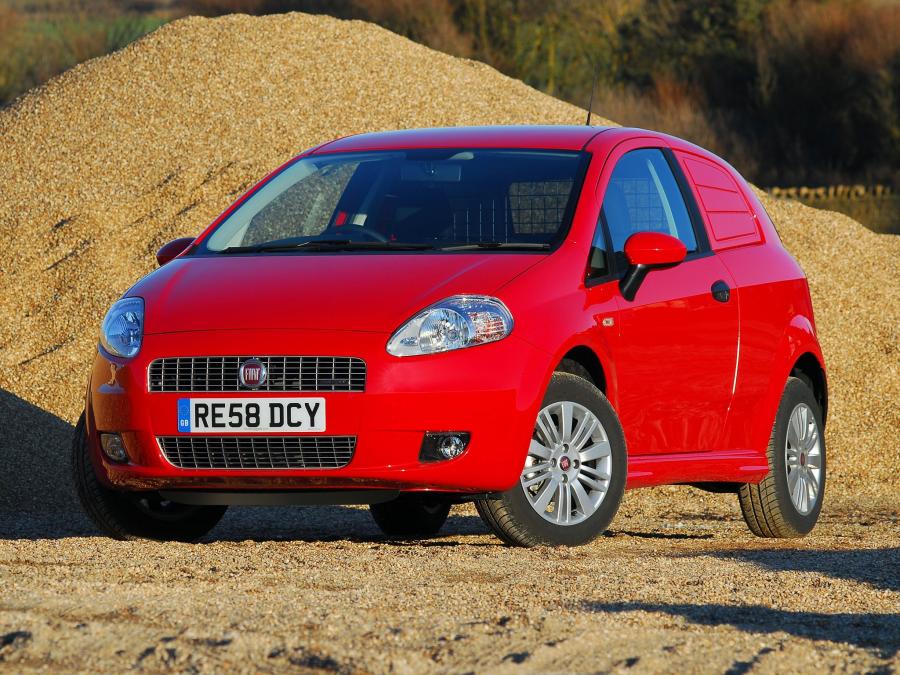  Fiat Grande Punto Van 2007 года  (UK) (фото 1 из 9)